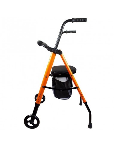 Andador con asiento y cesta